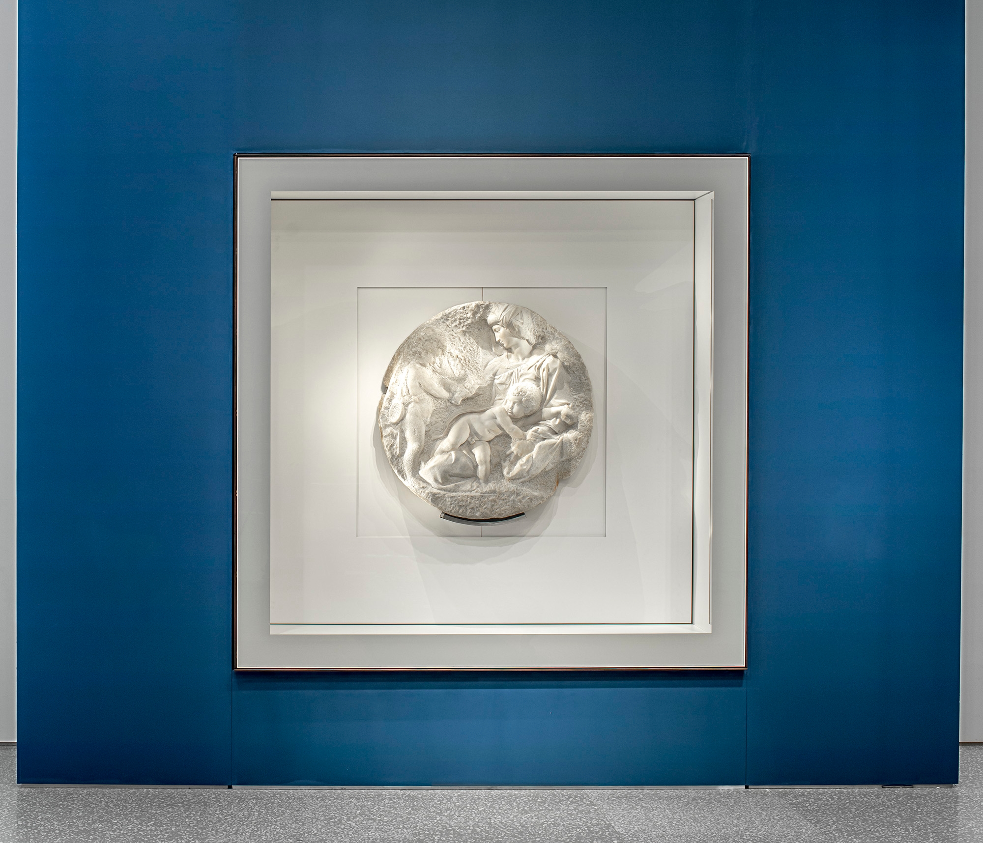 Display Case - C-Class