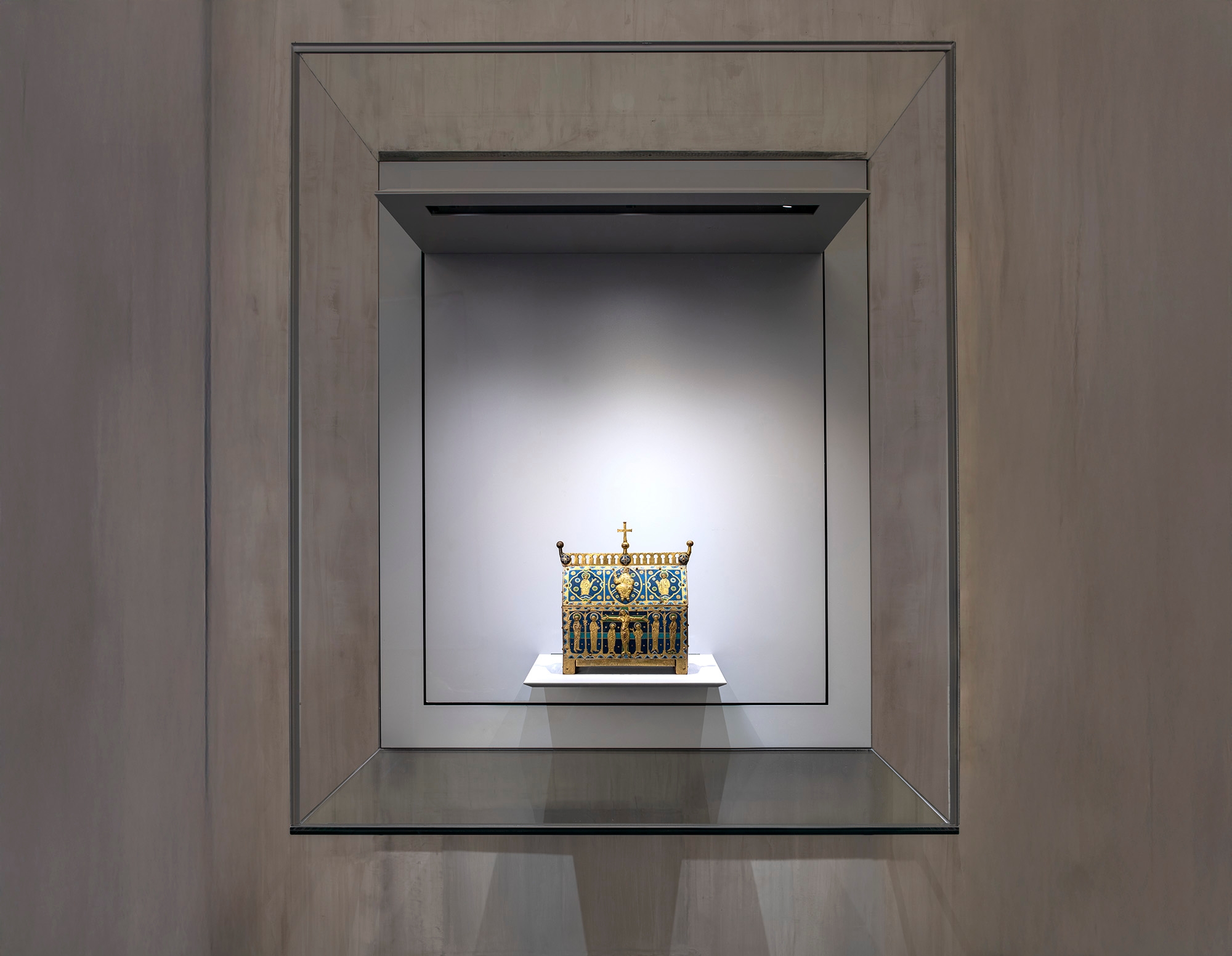 Display Case Lighting