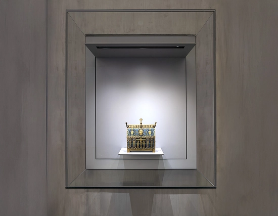 Display Case Lighting