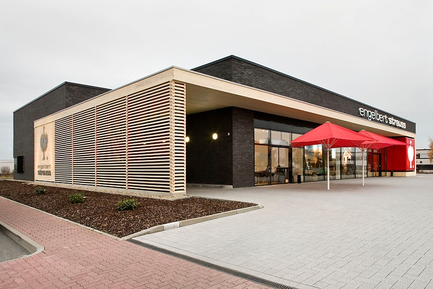 Accoya® Wood for Shutters and Louvres