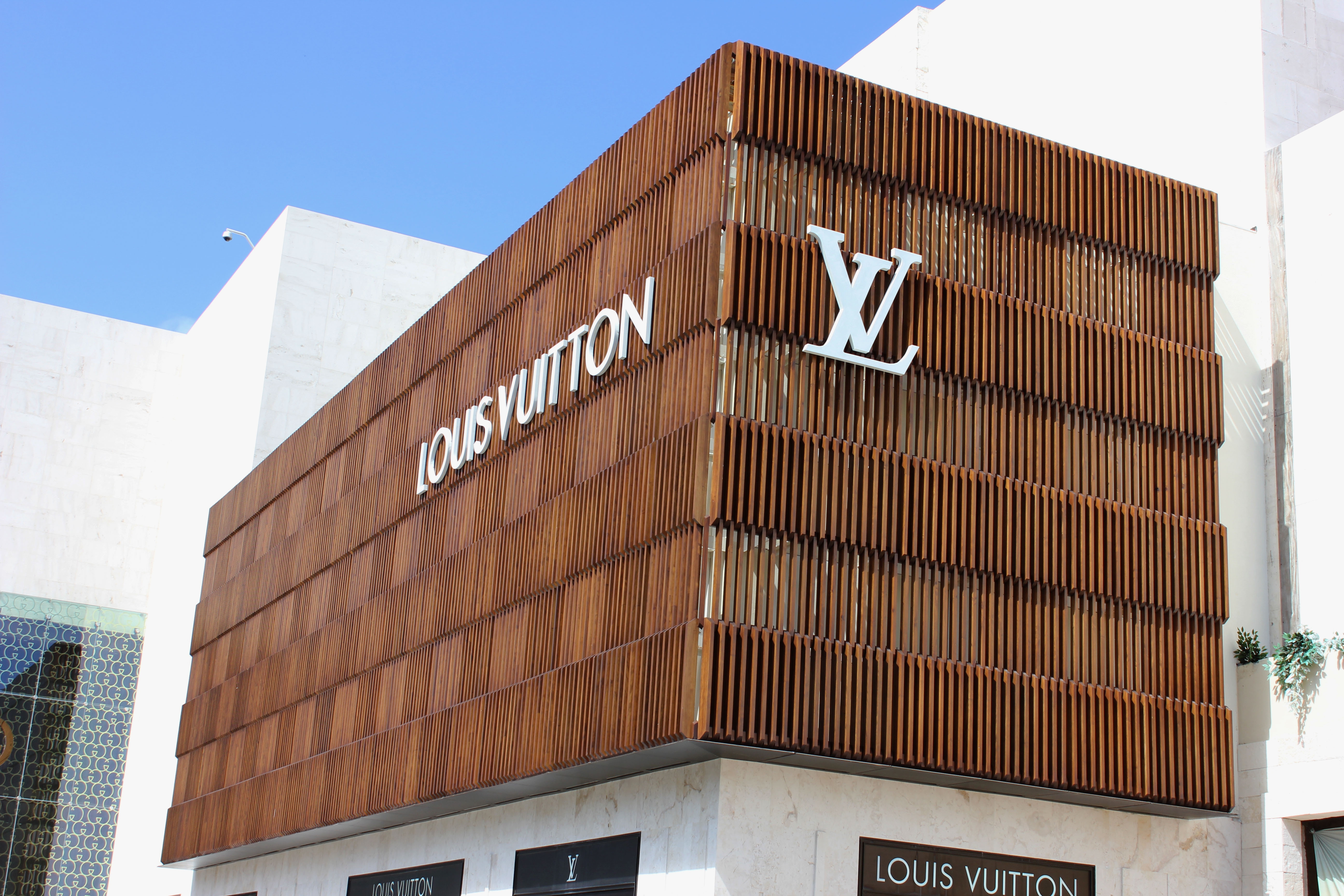 Accoya® Cladding, Siding & Facades