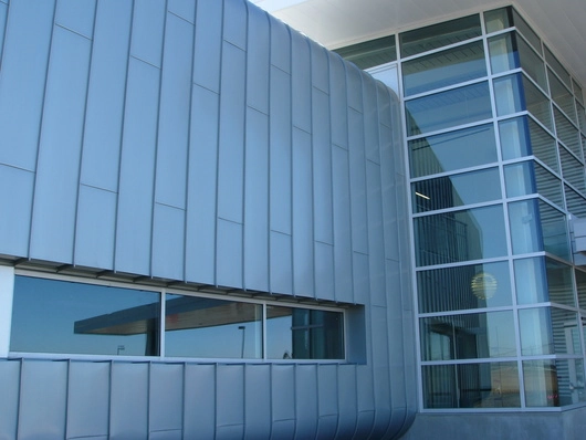  John Deere Corporate Aviation Facility | Moline, IL | preweathered zinc | Double Lock Standing Seam Panels | Architect: OPN Architects