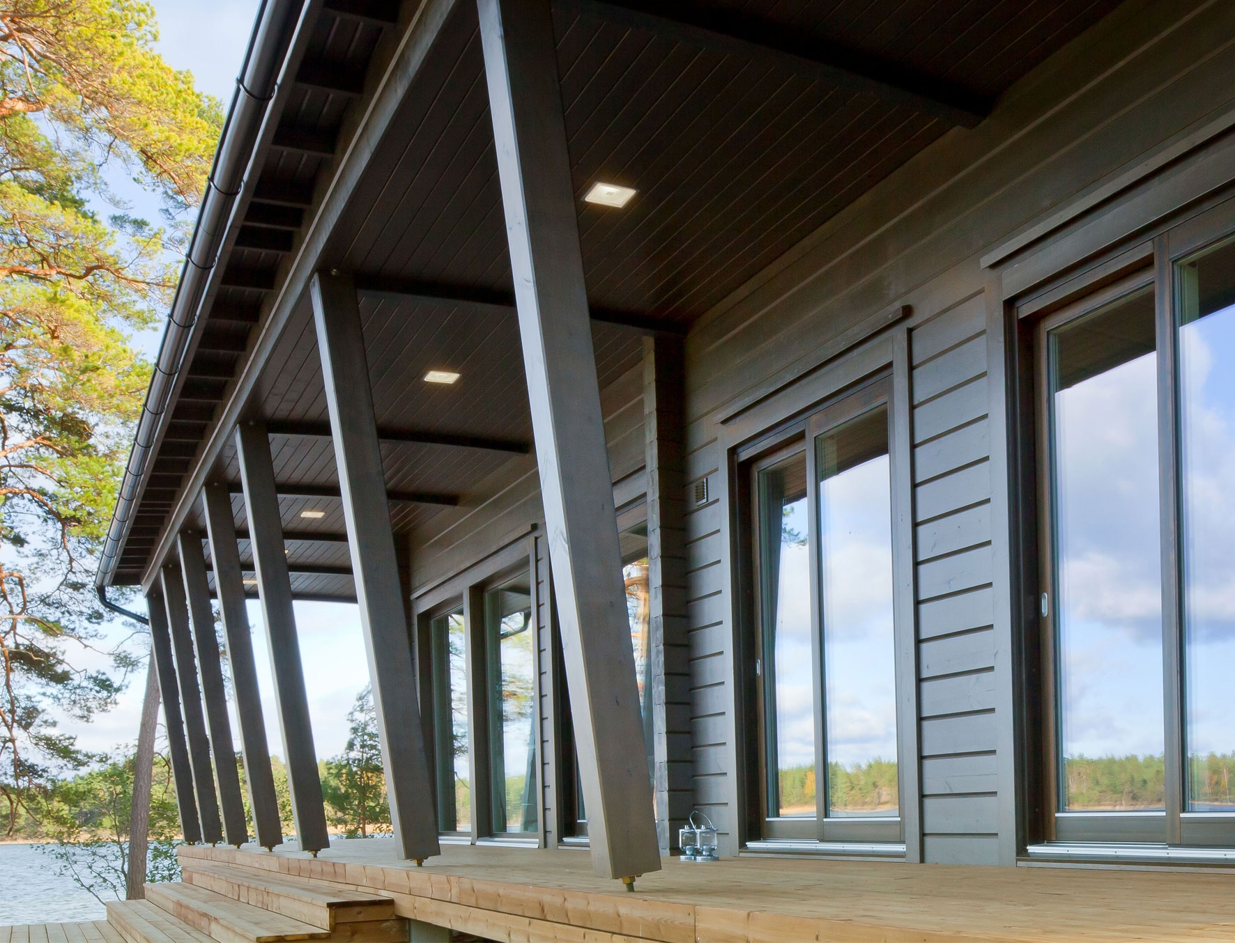 Acabado y protección para madera exterior