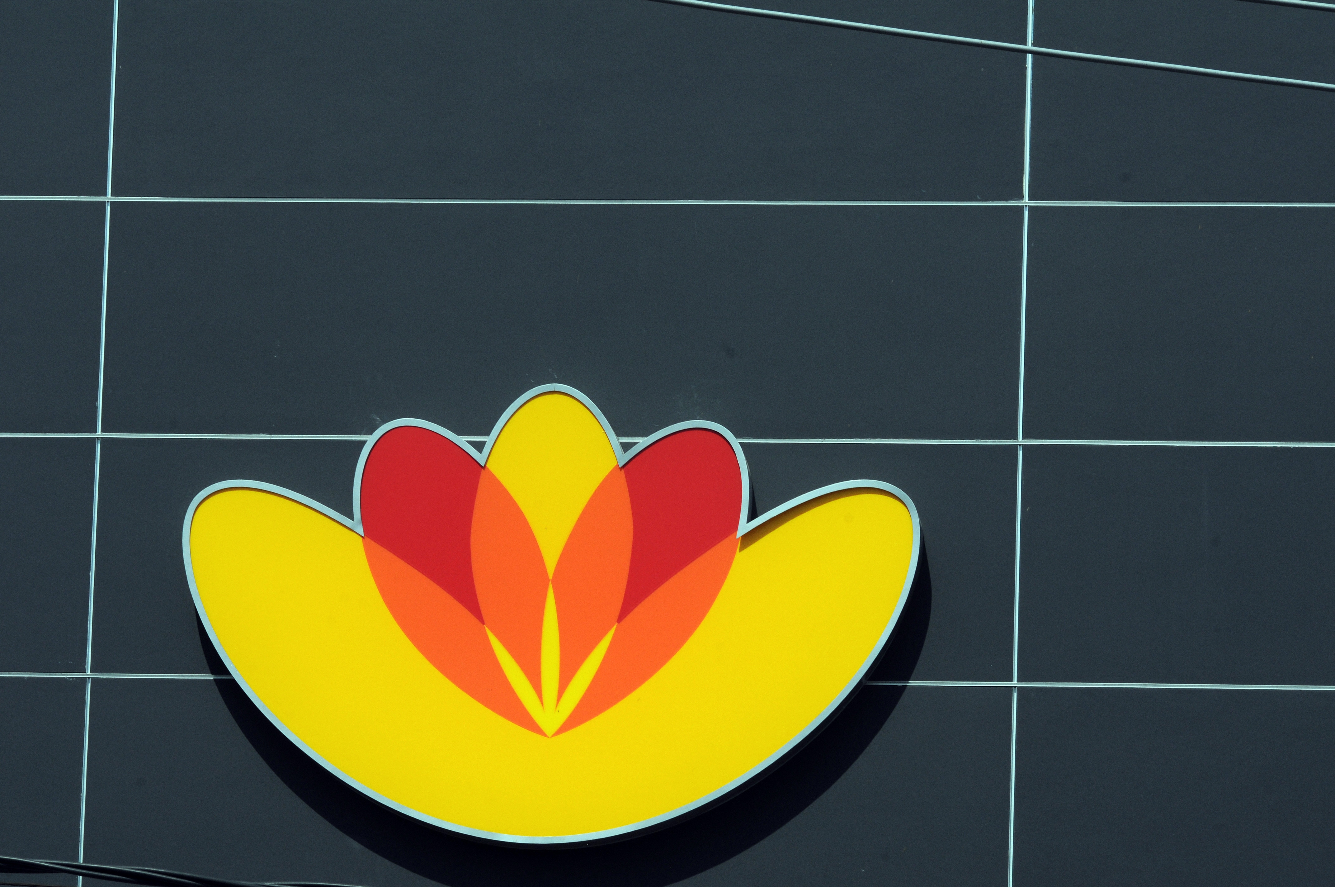 Placas de Fibrocemento para Fachadas Comerciales - Permanit