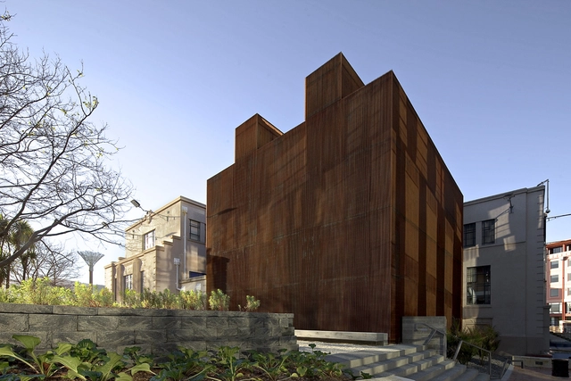 城市画廊 / architecture + - 美术馆