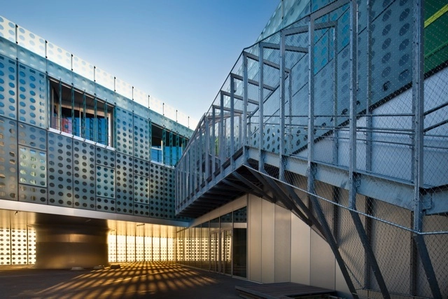 法国扎克·克劳德·伯纳德学校 / Atelier d’Architecture Brenac & Gonzalez - 小学及初中