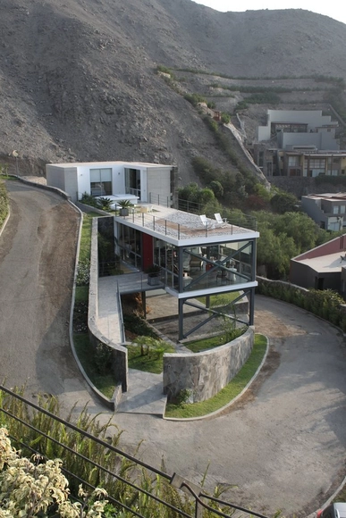 Viewpoint House / 2.8x arquitectos - 独立住宅