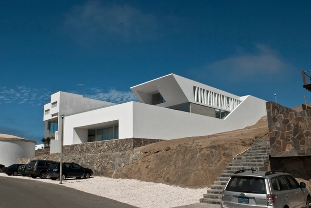 Playa El Golf H4住宅 / RRMR Arquitectos - 独立住宅