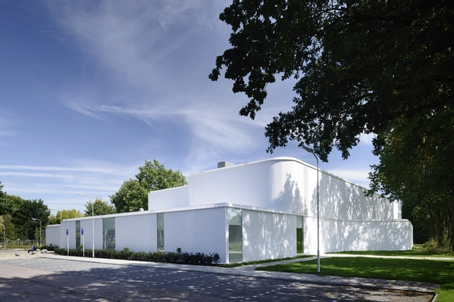 Barneveld / Koppert+Koenis Architecten - Recreation & Training, Facade, Door