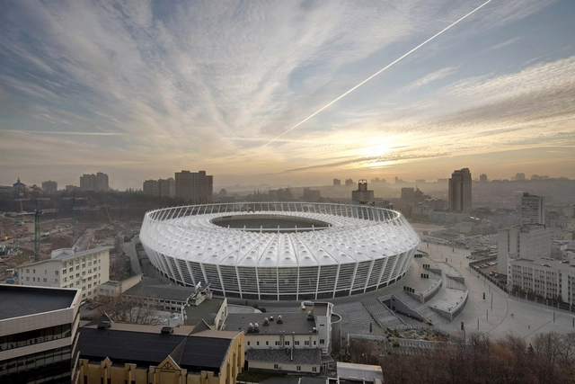 Estadio olímpico de Kiev / gmp Architekten - Estadios