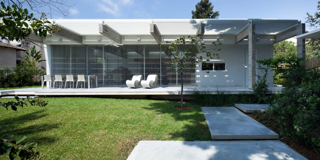 Pathway House / Jacobs-Yaniv Architects - Houses, Garden, Facade