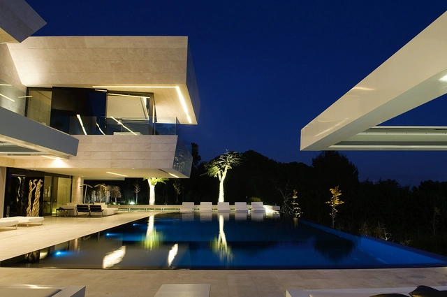 Single Family Property in Marbella / A-cero - Houses, Courtyard, Facade