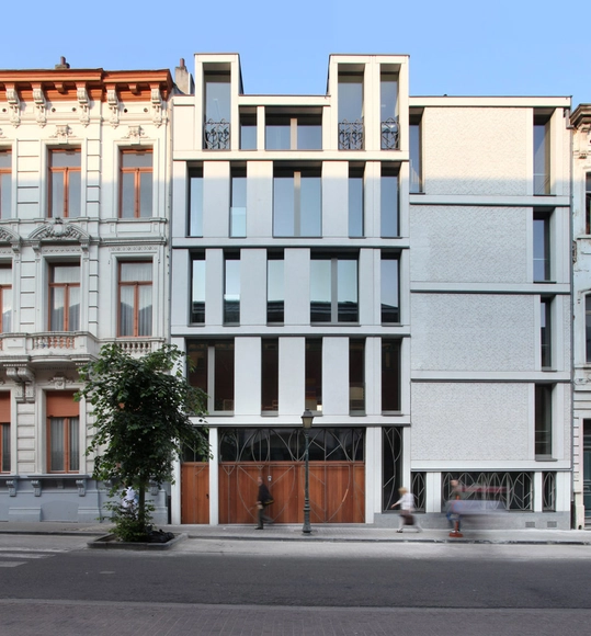 圣吉尔学校 / Lensass Architects - 中小学校