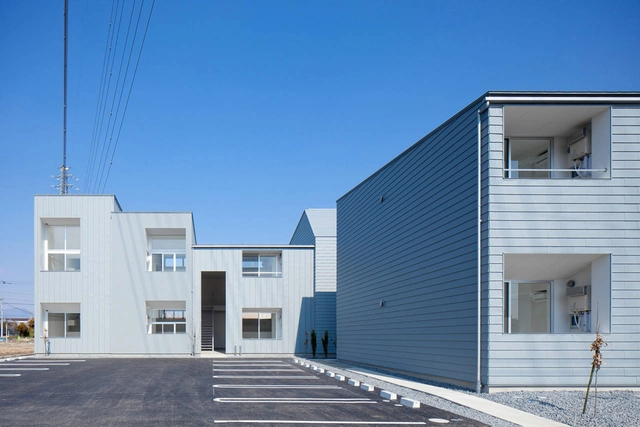 Ridge Apartment Complex in Gunma / SNARK + Ouvi  - Apartments, Stairs, Facade, Door