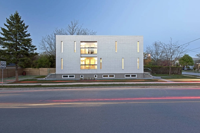 Patio House / Atelier RZLBD - Houses, Facade
