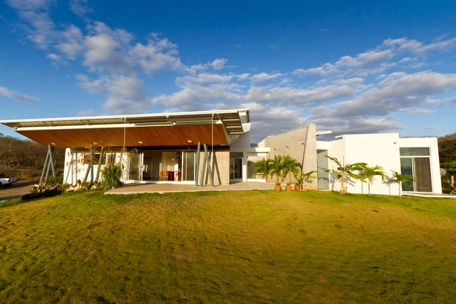 Anapanasati House / Aarcano Arquitectura - 独立住宅
