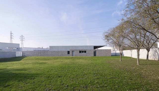 Canine Brigade / TRANSFORM + DS architecture - Institutional Buildings, Facade