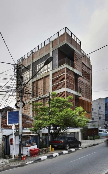 GMT Institute Of Property Management / PHL Architects - Institute, Facade