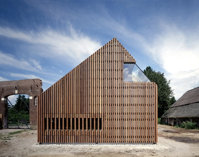 Wolzak / SeARCH - Adaptive Reuse, Facade, Door