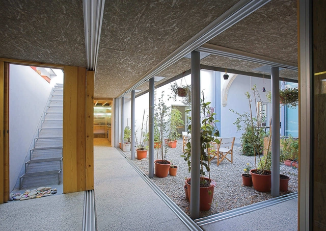 House In Kaimakli / Yiorgos Hadjichristou Architects - Houses, Facade, Door