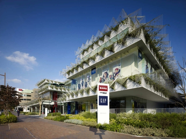 Marronier Court / Kengo Kuma & Associates - Shopping Centers, Facade