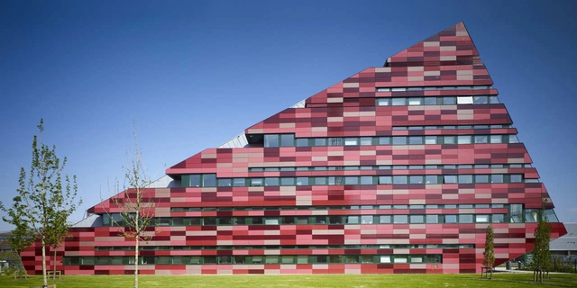 The University of Nottingham - Jubilee Campus Extension / Make Architects - University, Facade