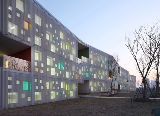 Jardín infantil de Jiading New Town / Atelier Deshaus - Kindergarten