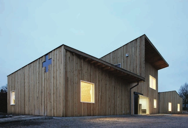 Malpertuus Veterinary Clinic / architecten de vylder vinck taillieu - Veterinary Clinic