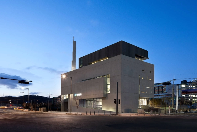 Gwanggyo Jeil Church / Oh Jongsang + Lee Eunseok -          Churches, Facade