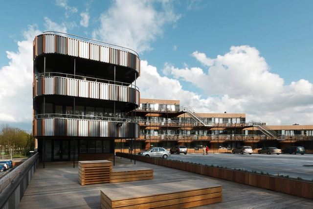 Commercial Centre Eschmarke / S333 - Shopping Centers, Facade, Bench