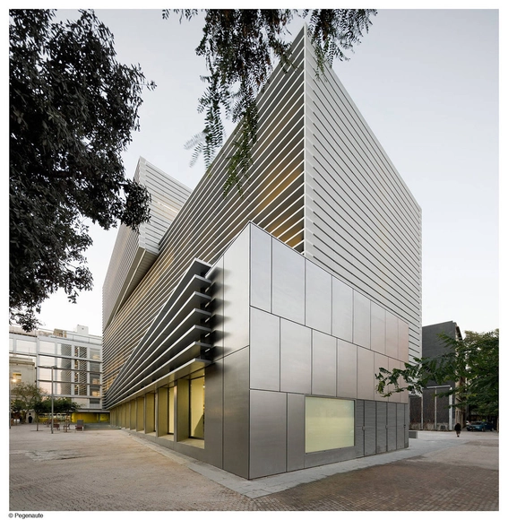 巴塞罗那社会保障行政大楼 / BCQ Arquitectura - 办公设施