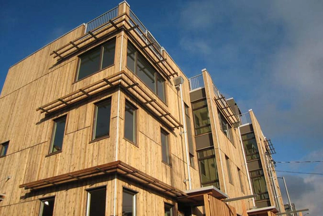 在桥上的足迹 / Johnston Architects - 公寓