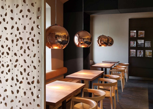 Cafeteria Rog / AKSL arhitekti - 室内设计