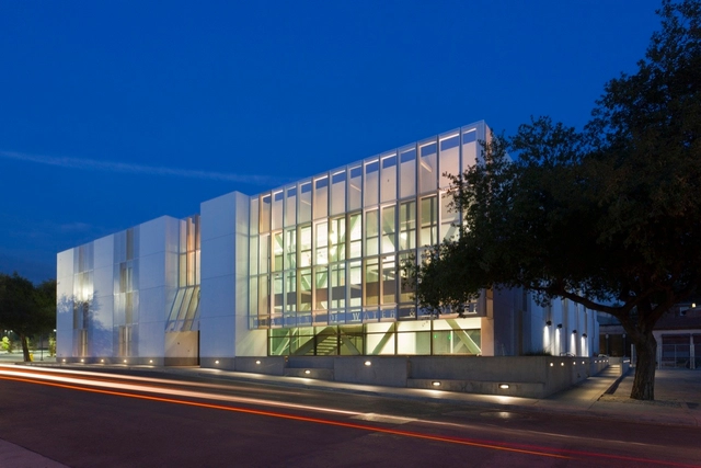 Pasadena Water and Power / Gonzalez Goodale Architects - 公共机构设施