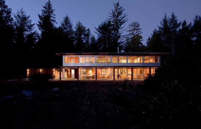 House for Two Artists / Marcy Wong Donn Logan Architects - Houses, Facade, Forest