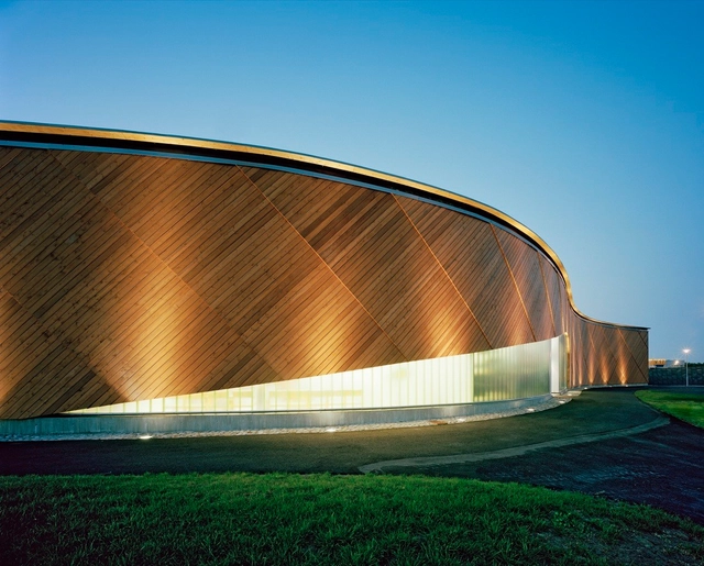 赫尔辛基海员中心 / ARK-house Architects - 社区中心