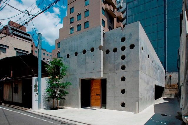 MON Factory / House / EASTERN Design Office - Factory, Facade, Door, Arch