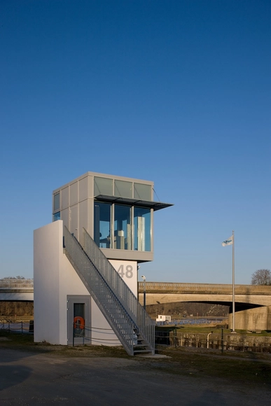 Command Post in Saint Samson / Bruno Pourveer - Services , Facade, Stairs