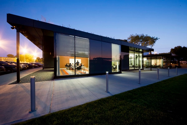 Pierrefonds Community Center / FABG - Community Center, Facade, Door
