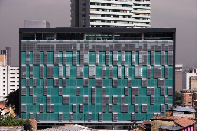 Julio Mario Santo Domingo大楼 / Daniel Bonilla Arquitectos - 公共机构设施