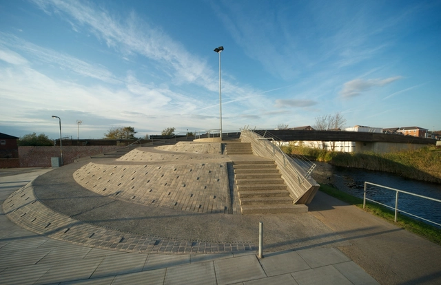 Pasarela Pennington Road / Softroom - Puente Peatonal