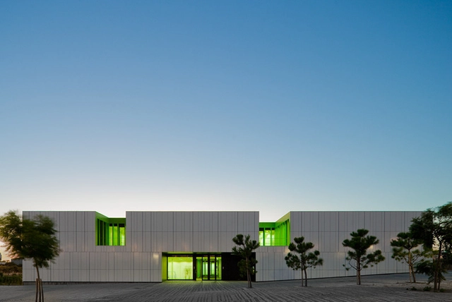 Madan公园建筑 / PPST Arquitectura - 公共机构设施