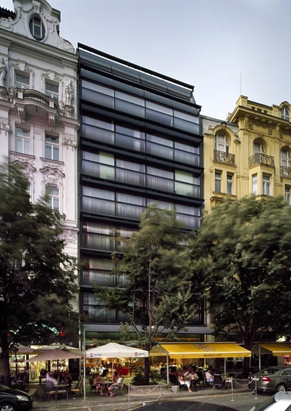 Metropol 酒店 / Chalupa Architekti  + d u m Architekti - 酒店