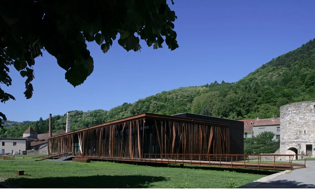 Spectacles Jeux Restaurant / Malcotti Roussey Architectes - Restaurant, Garden, Fence, Facade