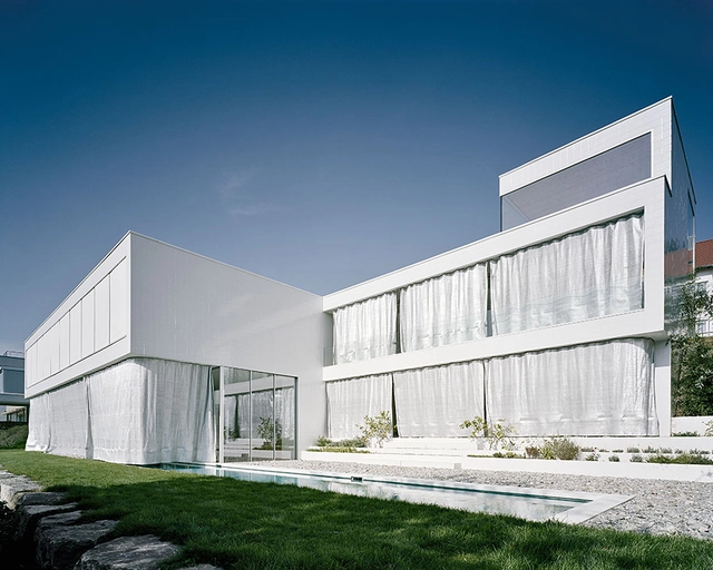 带工作室的住所 / C18 Architekten - 独立住宅