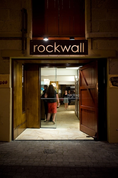 Rockwall  酒吧 / Dock4 Architecture - 餐饮建筑