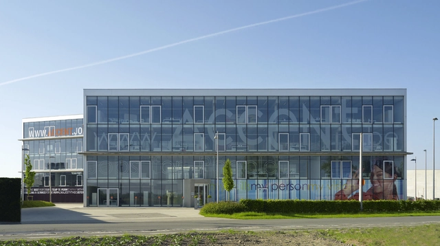 Accent Jobs for People / BURO II - Institutional Buildings, Facade