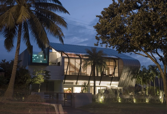 Changi Bungalow / Formwerkz Architects - Houses, Facade, Stairs