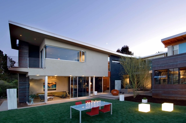 Casa Familia / Kevin deFreitas Architects - Casas