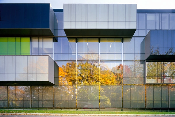 CCT建筑 / Saucier + Perrotte architectes - 大学